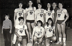 Equipe Saison 1977-1978 avec ?-Anne-?-?-?-Jacqueline-Claire-? (Mme Latouche)