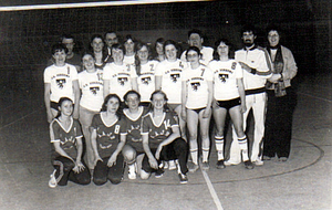 Equipe Féminine saison 1978-1979 avec Dominique Gibaud (Nadine Delorme et M Joly)